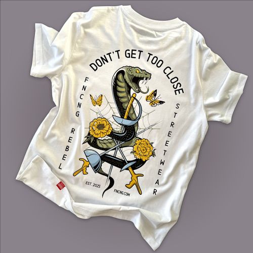 FNCNG Don't Get Too Close T-shirt fehér
